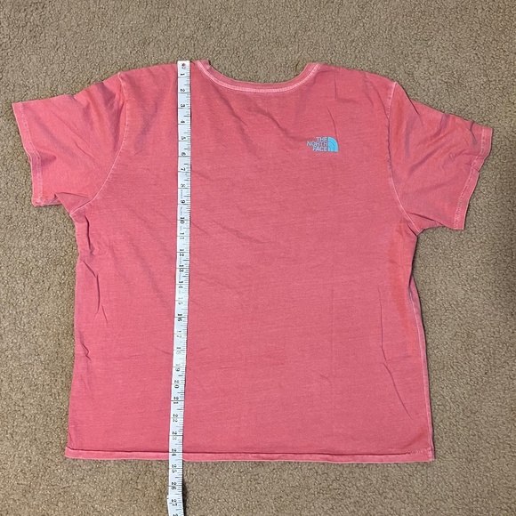 The North Face Never Stop Exploring T-Shirt - Picture 2 of 3